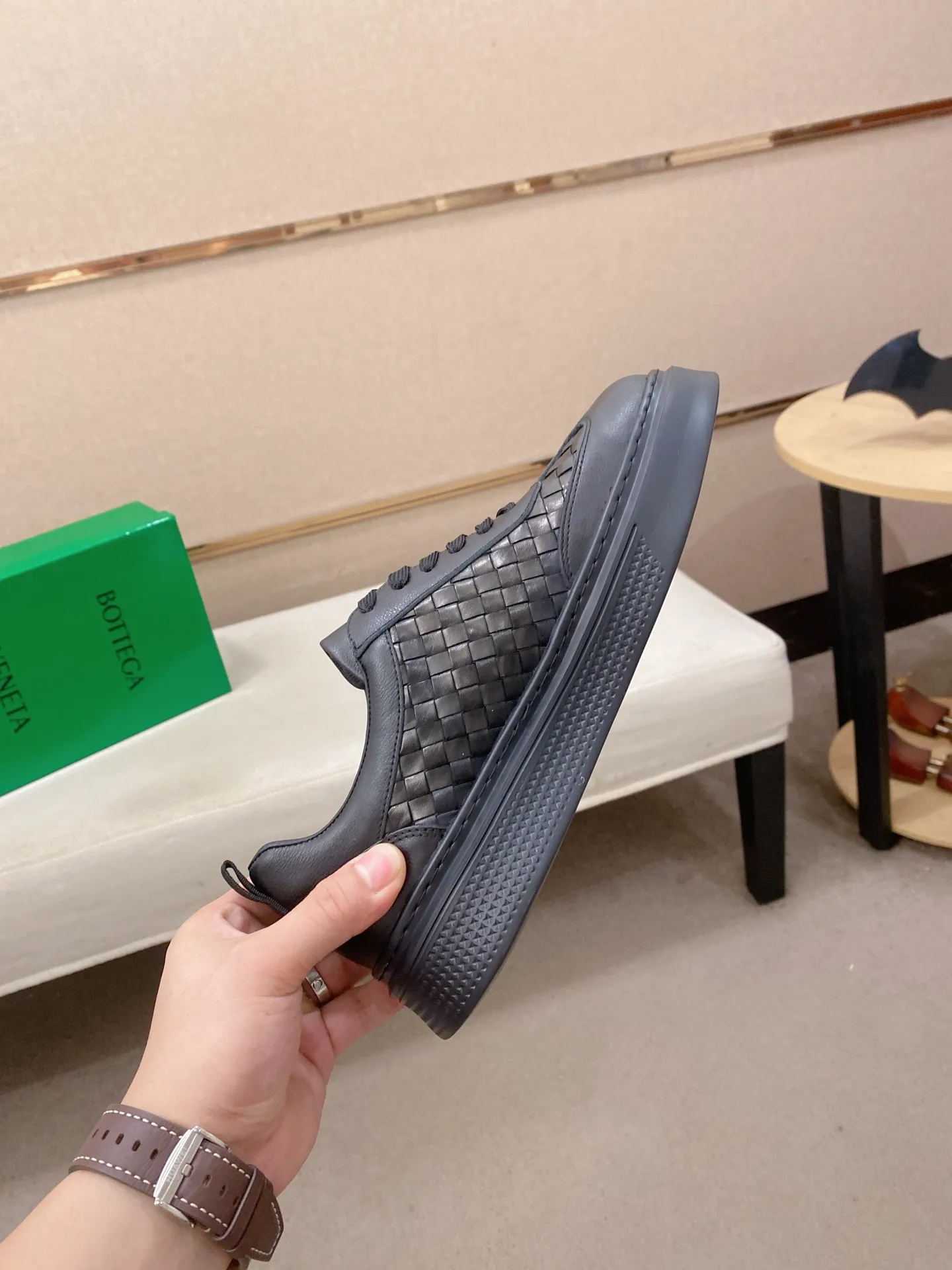 Men's shoes💰 500💰 【BV】The latest hot style‼ ️Casual men's shoes, uppers imported first-layer cowhide. Fully imported first-layer leather lining✔️Exquisite workmanship, excellent foot feel, special rubber sole✔️, cool and fashionable, the latest fashion, fashionable outsole, hurry up. Code number: 38-44